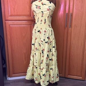 KoKo + Mason NWT Floral Yellow Halter Dress. Size Large.